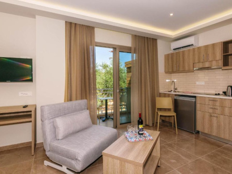 Remezzo Studios & Apartments