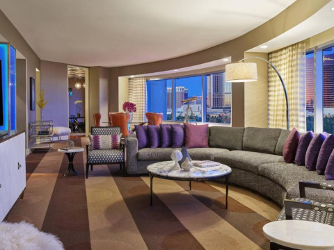 Renaissance Las Vegas Hotel