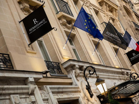 Renaissance Paris Nobel Tour Eiffel Hotel