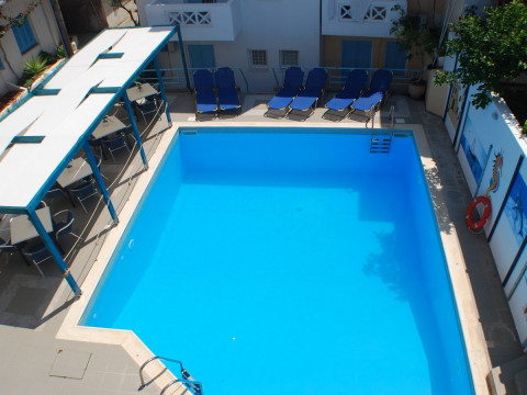 RENIA HOTEL APARTMENTS