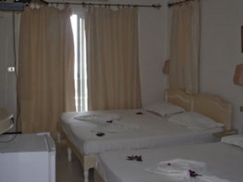 RESIDENCE ROMANE
