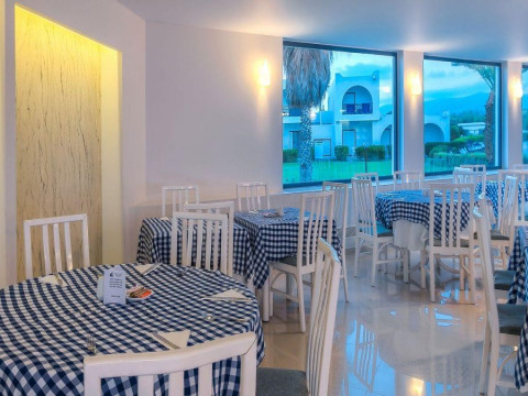 Aeolos Beach Hotel