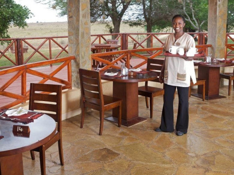 Jacaranda Beach Resort and Safari Tsavo Explorer RO