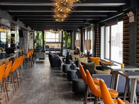 Empire Hotel