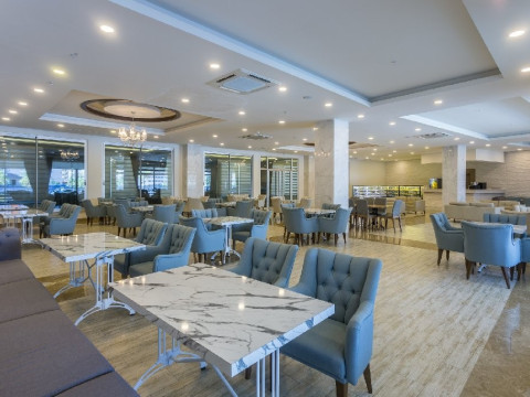 LONICERA RESORT