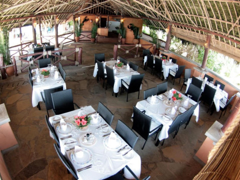 Bahari Beach Hotel