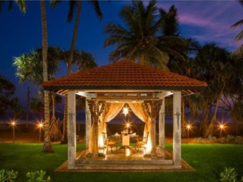 Royal Palms Beach Hotel