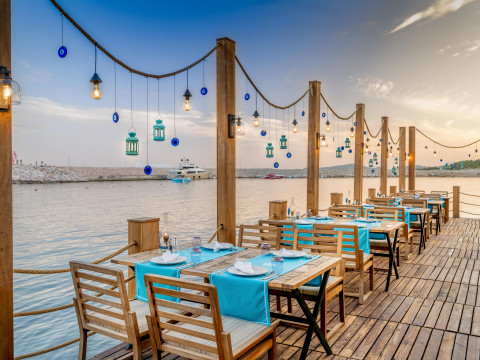 Rixos Sungate - The Land of Legends Access