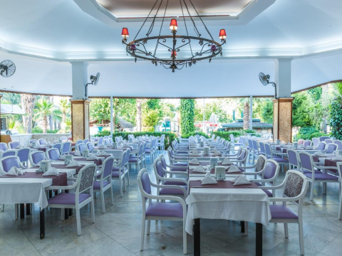 LETOILE HOTEL