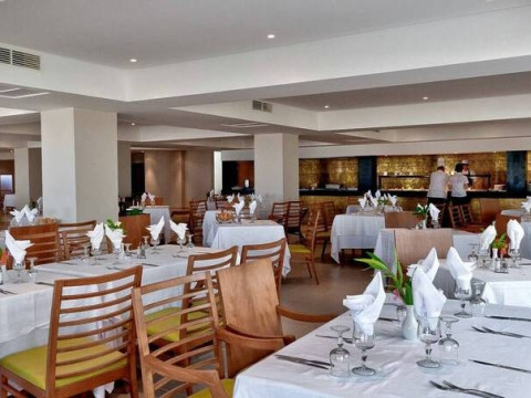 THE ORANGERS BEACH RESORT & BUNGALOWS