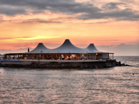 Dome Hotel