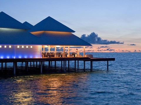 Diamonds Thudufushi