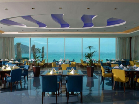 OCEANIC KHORFAKKAN RESORT & SPA