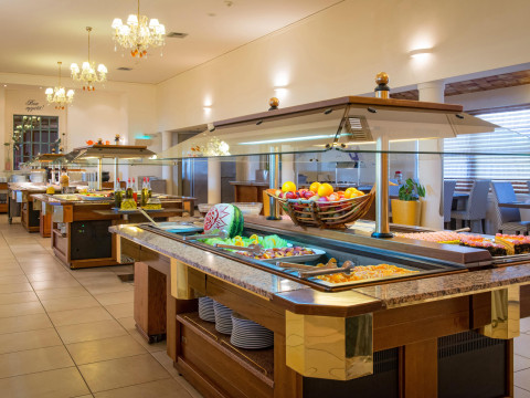 Bella Beach Resort