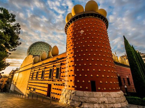 Revelion BARCELONA - La reina, Catalonia! PREMIUM TOURS