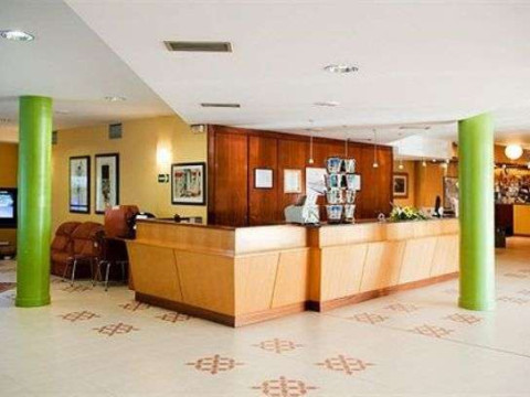 REY ARTURO HOTEL