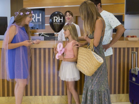 RH Ifach