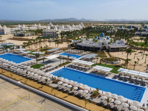 Hotel Riu Karamboa