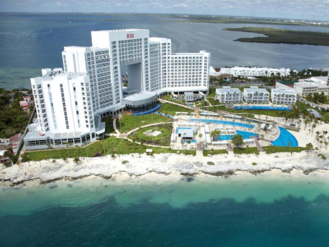 RIU PALACE PENINSULA