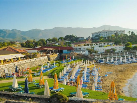 RIVERSIDE GARDEN RESORT