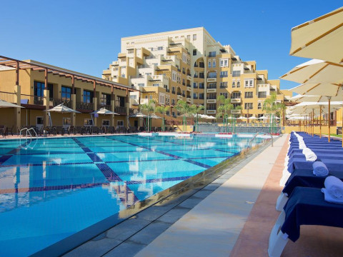 RIXOS BAB AL BAHR