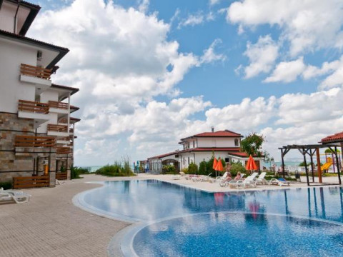 Robinson Beach Apartments