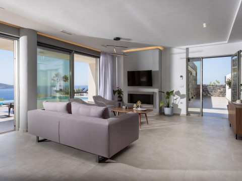 ROCK BAY VILLAS