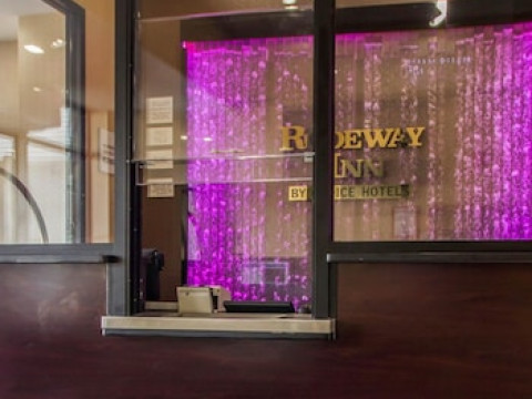 RODEWAY INN BRONX ZOO