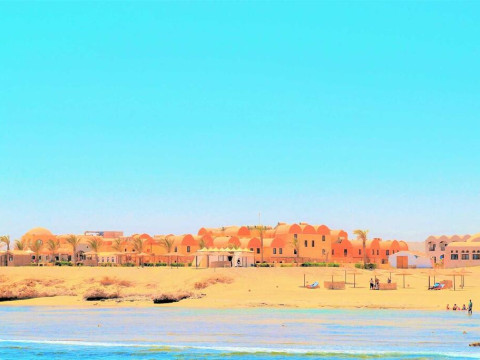 Rohanou Beach Resort