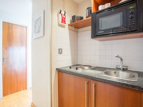 ROLAND HOUSE APARTMENTS
