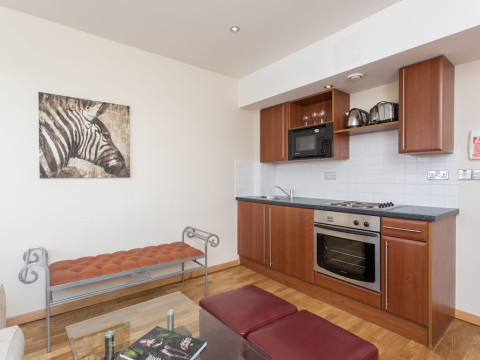 Roland House Apartments