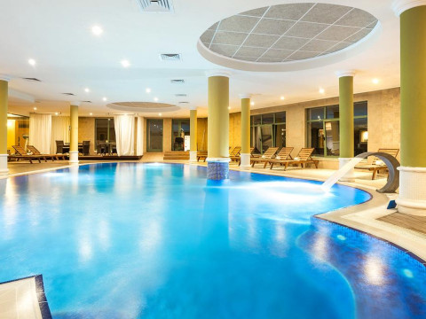 ROMANCE SPLENDID HOTEL