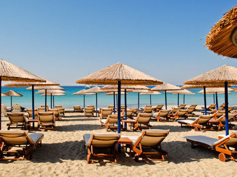 Romantika on the Beach