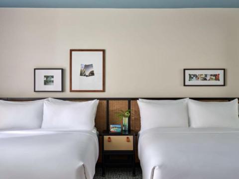Romer House Waikiki - Adults Only