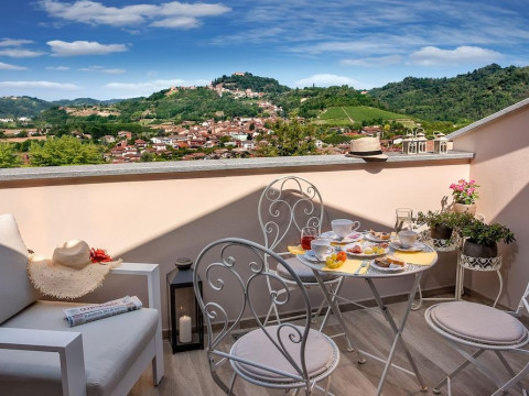 Roncaglia Suite