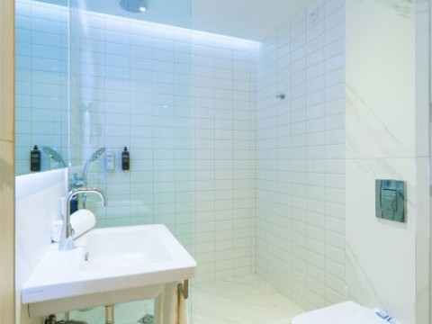 ROOMER IBIS STYLES HOTEL