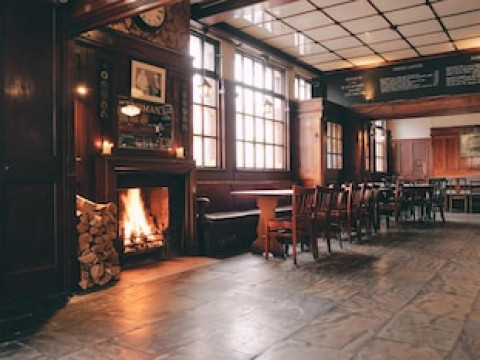 ROSE AND CROWN STOKE NEWINGTON