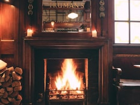 ROSE AND CROWN STOKE NEWINGTON
