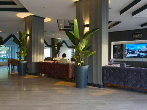 Roseira Beach Resort