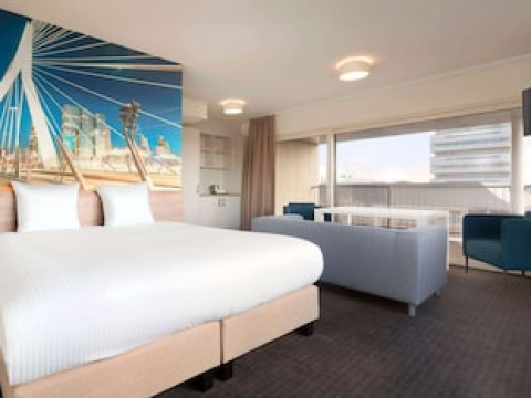 ROTTERDAM TELEPORT HOTEL
