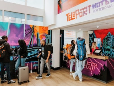 ROTTERDAM TELEPORT HOTEL