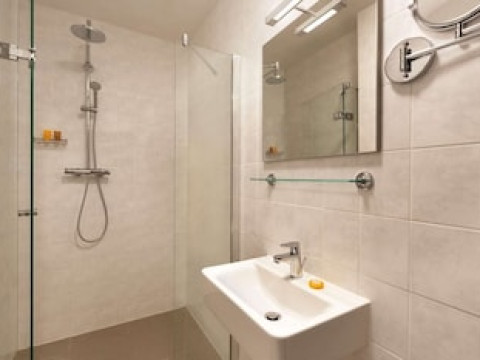ROTTERDAM TELEPORT HOTEL