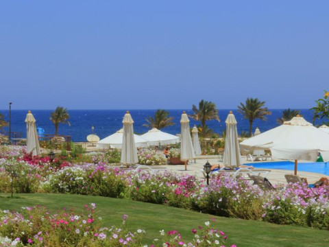 ROYAL BRAYKA BEACH RESORT