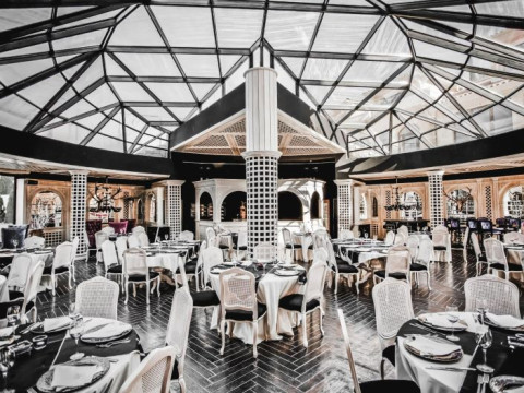 ROYAL CASTLE HOTEL DESIGN & SPA