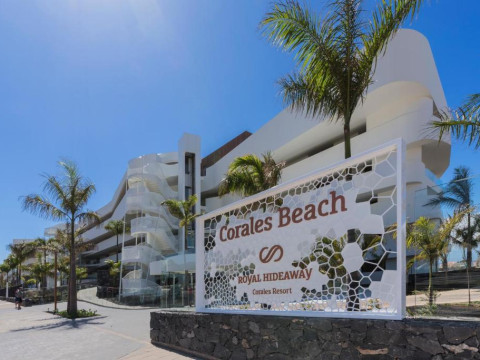 ROYAL HIDEAWAY CORALES BEACH 