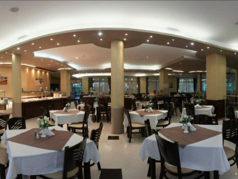 ROYAL HOTEL