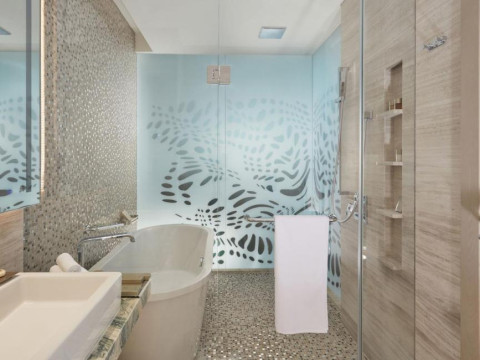 ROYAL M HOTEL amp; RESORT ABU DHABI