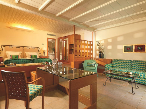 ROYAL MARE AND SUITES - HERSONISSOS