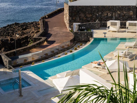 Royal Marina Suites Boutique Hotel