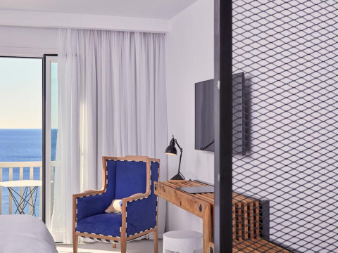 Royal Myconian Resort
